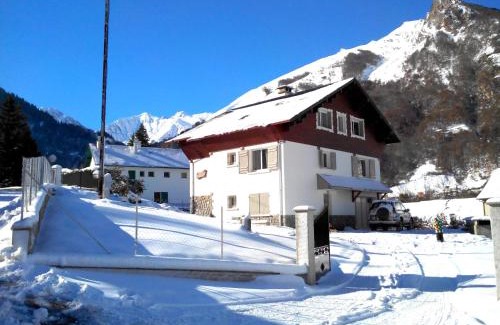 Cauterets Ski Chalet | Chalet les Marmottons