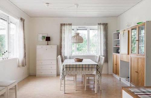 Adelso Ski Chalet | Chalet Lindby Pärlan by Interhome