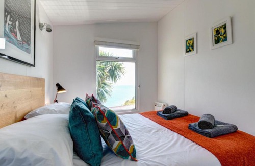 Stoke Fleming Ski Chalet | Chalet Little Seawatch by Interhome