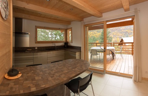 Vallouise-Pelvoux Ski Chalet | CHALET LOCATED VALLOUISE