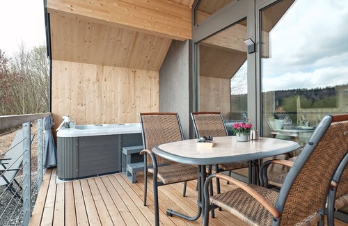 Bad Saulgau Ski Chalet | Chalet 'Luxus Mit Whirlpool Nr 7' with Sea View, Wi-Fi and Air Conditioning