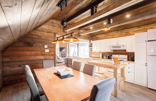 Saint Come Ski Chalet | Chalet Mirador, Saint-Côme |Ski- Spa- Nature | Pets allowed
