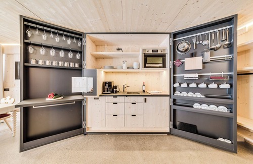 Maranza Ski Chalet | Chalet 'Mitteregge' with Mountain View, Shared Garden and Wi-Fi