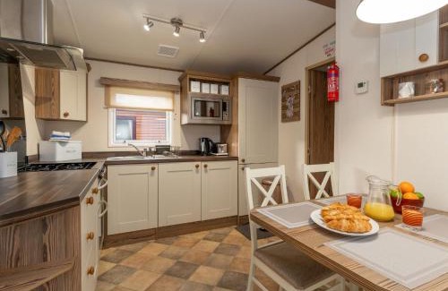 Aviemore Ski Chalet | Chalet Monarch by Interhome