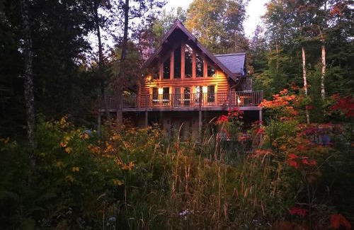 Labelle Ski Chalet | Chalet Mont Tremblant Luxury Lodge