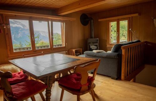 Bruenig Ski Chalet | Chalet Montana mit Bergblick