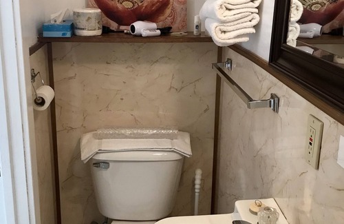 Custer Hotel | Chalet Motel