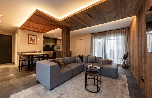Kitzbuehel Apartment | Chalet Mountain Home Top 4