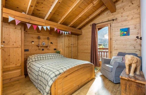 Servoz Ski Chalet | Chalet Mountain View