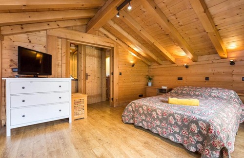 Servoz Ski Chalet | Chalet Mountain View