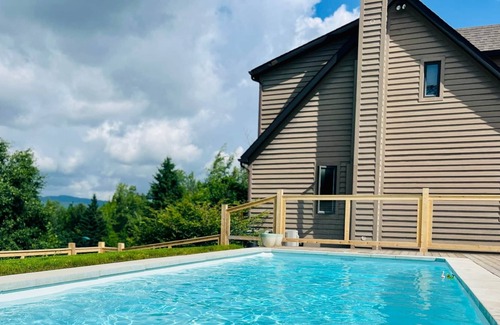 Potton Ski Chalet | Chalet Nèchoula-Splendid view-Spacious