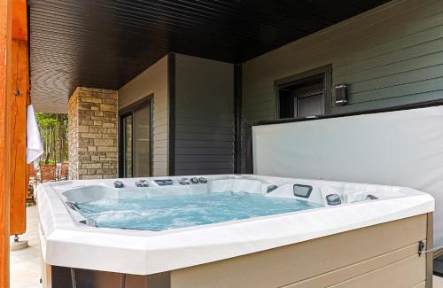 Saint-Alphonse-Rodriguez House | Chalet Neuf Avec Spa - Horizon Des Coteaux