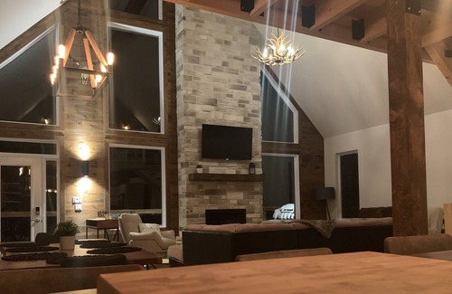 Mansonville Cabin | Chalet Nature OWL'S Head Spa and fire pit