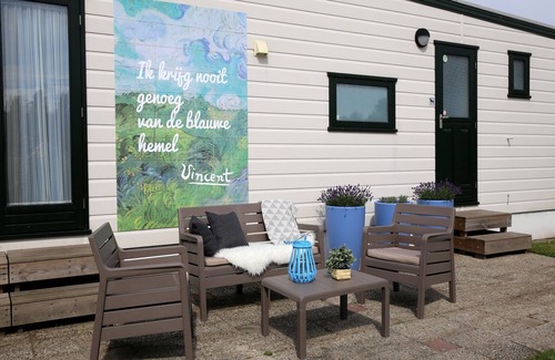 Udenhout Ski Chalet | Chalet near Drunense Dunes in Van Gogh Style