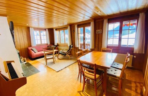 Zweisimmen Nr Gstaad Ski Chalet | Chalet near Gstaad