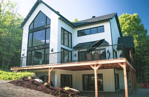 Saint-Philemon Ski Chalet | Chalet Oasis | Spa and Incredible view