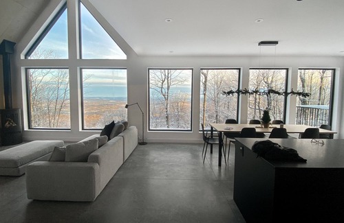 Saint-Etienne-De-Bolto Ski Chalet | Chalet Panoramä-37 avec vue