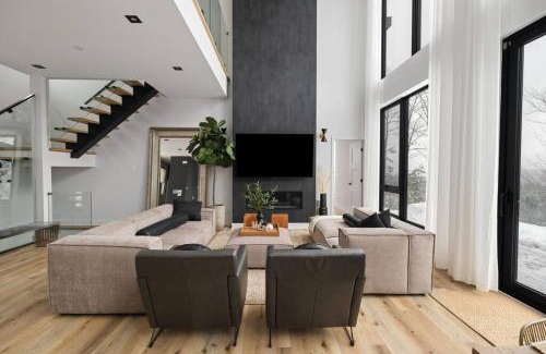 La Conception House | Chalet Peak Tremblant: Your Mountain Escape.