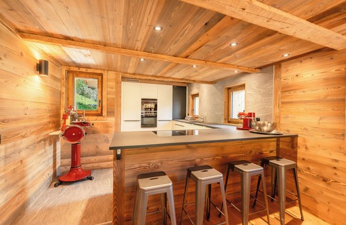 Val d'Illiez Ski Chalet | Chalet Plalessu - Latitude Champéry