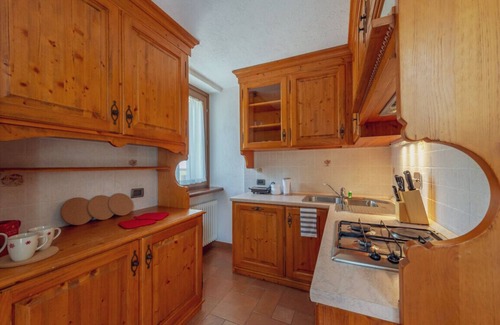 Courmayeur Apartment | Chalet Pontal 6 -Skyway View- Wifi & Parking