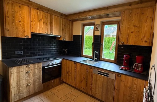 Robertville Ski Chalet | Chalet Retreat with Sauna