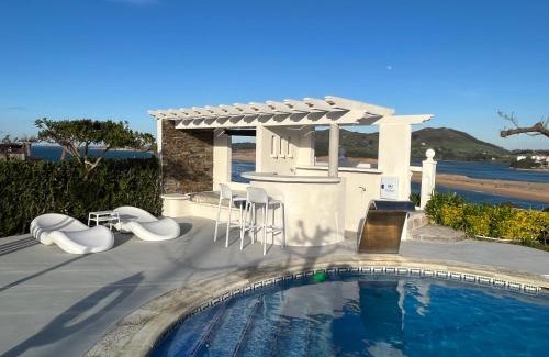 Miengo House | Chalet Robayera a línea de playa