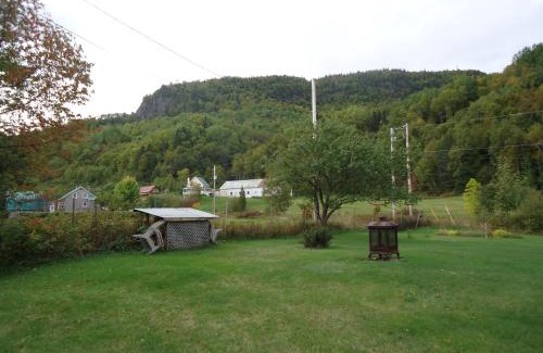 L'Anse-Saint-Jean Ski Chalet | Chalet Saint-Thomas