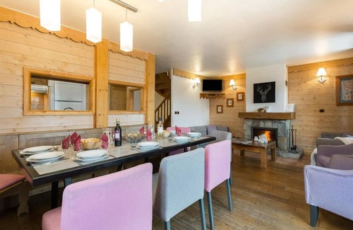 Bergers Ski Chalet | Chalet, ski-in/ski-out & foot of the slopes, terrace, balcony, fireplace or stove, parking, tv