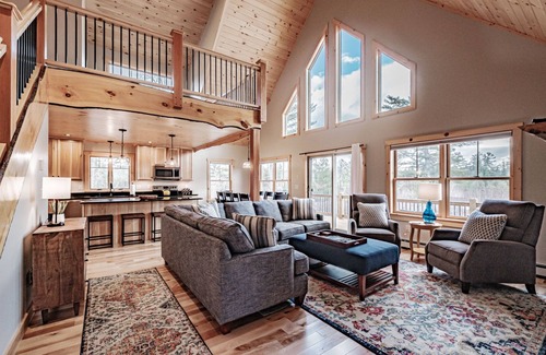 Bethel Ski Chalet | Chalet Tourmaline - Charming Newly Built Chalet