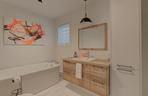 Pont-Rouge Ski Chalet | Chalet tout confort dans un domaine privé à 30 minutes de Québec