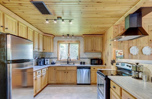 Lac-Superieur House | Chalet Tremblant ski cycling outdoor and nature