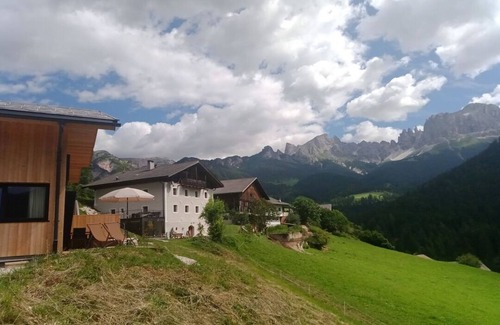 San Cipriano Ski Chalet | Chalet Tschogerhof Ruan2 Tiers am Rosengarten Dolomites