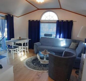 Lathum Ski Chalet | Chalet-Urlaubsglück am See