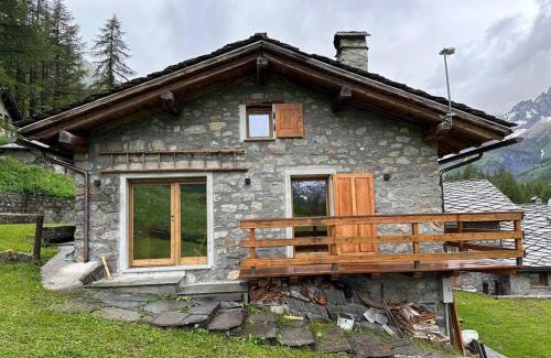 Courmayeur Ski Chalet | Chalet Val Ferret CIR 0246