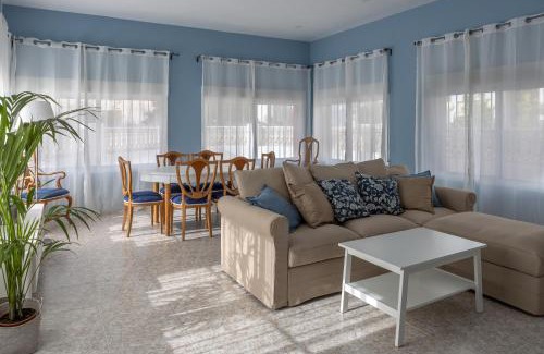 Faro de Cullera Villa | CHALET VILLA Los HIPOCAMPOS