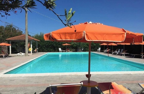 Foce Varano Condo | Chalet Viola Beach Village