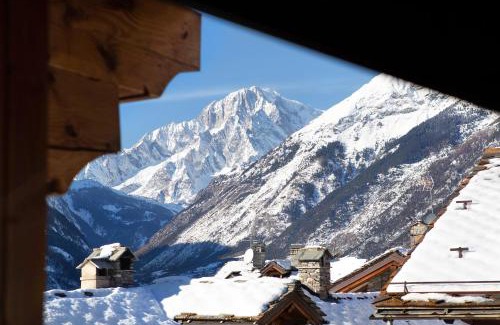 La Salle Ski Chalet | Chalet vista Monte Bianco