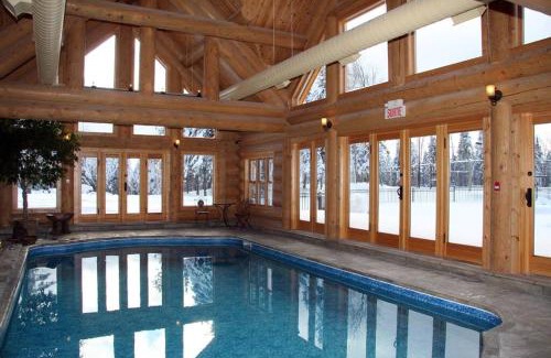 Fiddler Lake Resort Ski Chalet | Chalet White Rabbit au Lac Fiddler