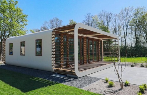 Hulshorst House | Chalet with 2 bedrooms and a terrace