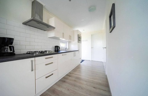 Nunspeet House | Chalet with 2 bedrooms and a dishwasher