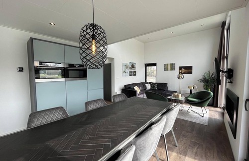 Hulshorst House | Chalet with 3 bedrooms and 1 terrace