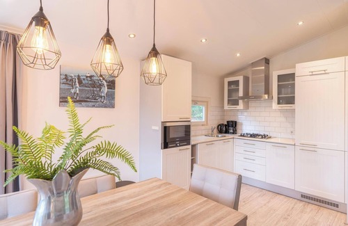 Langeberg House | Chalet with 3 bedrooms and furnished garden near Brunssummerheide