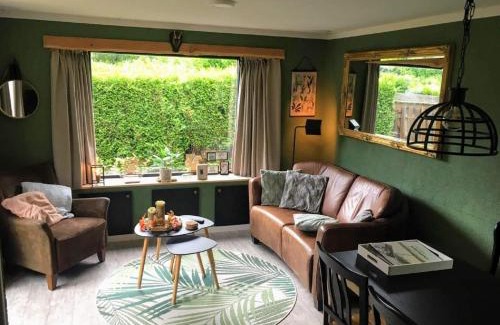 Garderen Ski Chalet | Chalet with balcony in Veluwe