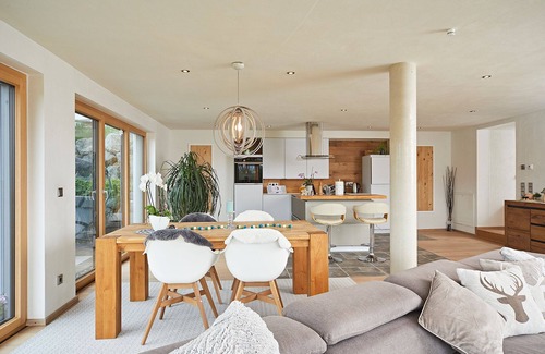Rettenberg Ski Chalet | Chalet with panoramic mountain views