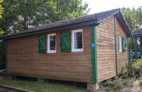 Naucelle Ski Chalet | Chalet with Terrace for 4 people in Naucelle