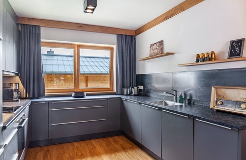 Hochkrimml Ski Chalet | Chalet "Zillertal Arena 3" with Slope Access, Private Sauna & Wi-Fi