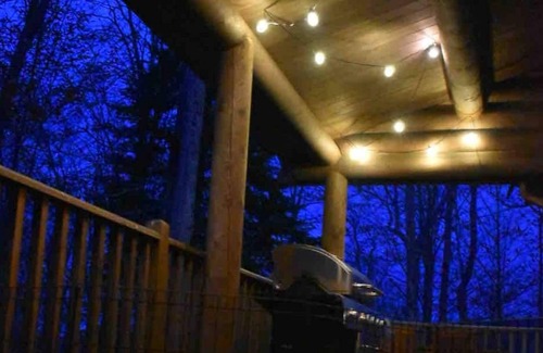 Labelle Ski Chalet | Chalet Zurri - Blueberry Lake Resort Mt Tremblant