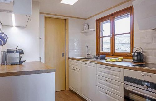 Wengen Ski Chalet | Chalet Zwärgli by Interhome