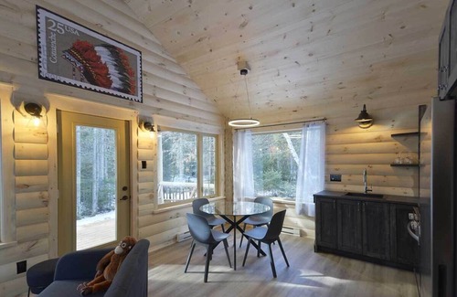 La Malbaie Ski Chalet | Chalets de Môh - Iroquois