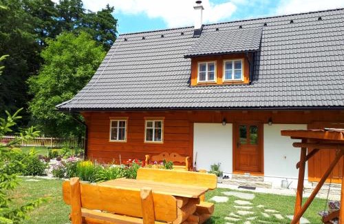 Komorni Lhotka Villa | Chalupa Pomněnka